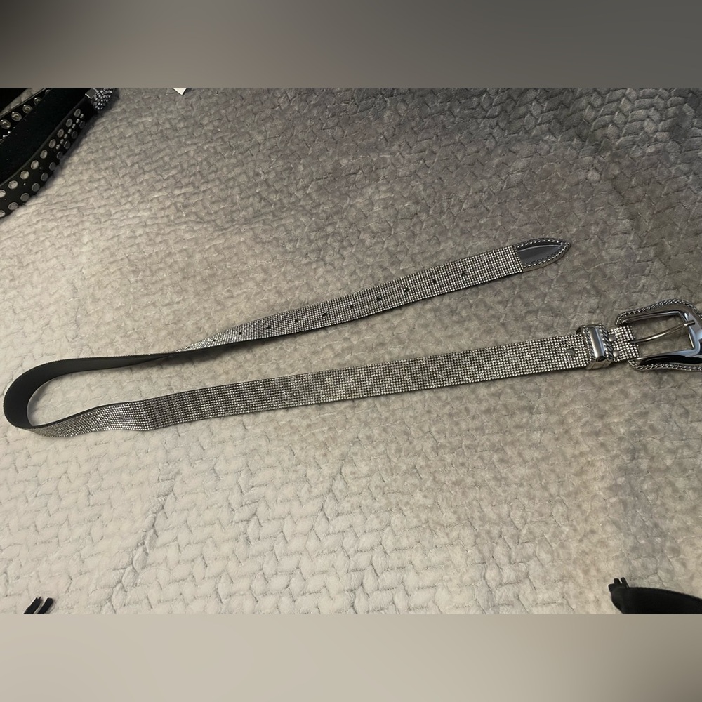 Women’s belt